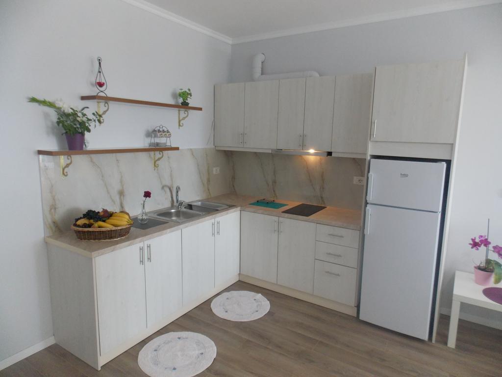 Amarilis Luxury Apartment Sarandë Esterno foto
